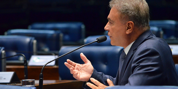 SenAlvaroDias_06032017