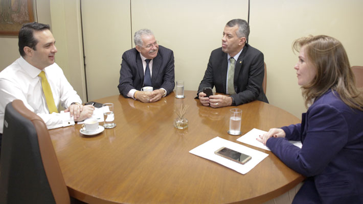 21.06 reunião bancada