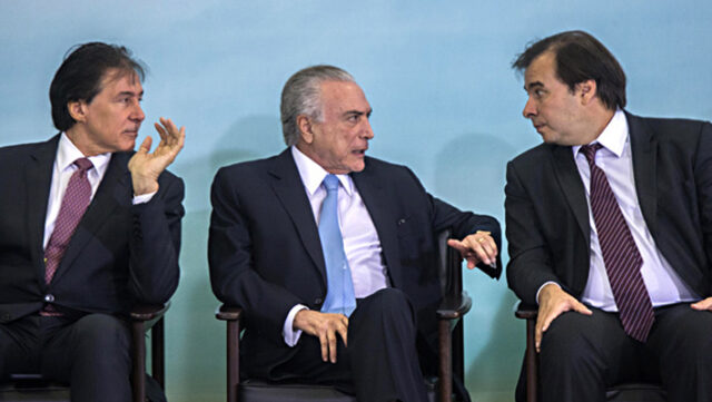 Governo-crê-em-vitória-no-TSE-e-se-arma-para-barrar-impeachment