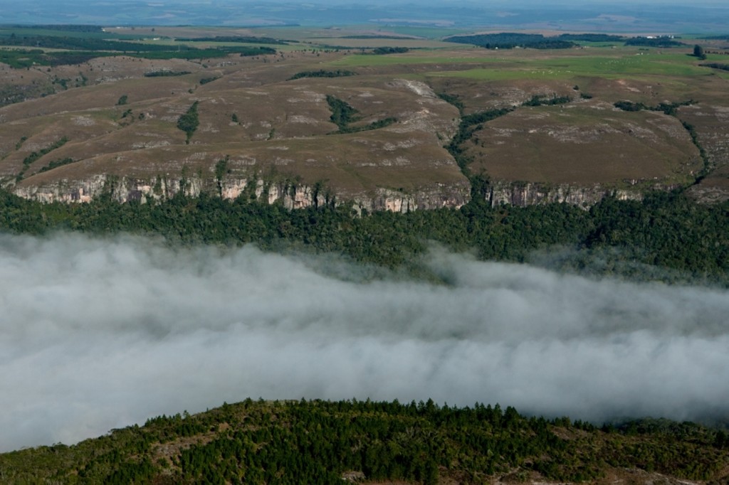 26.07 escarpa devoniana