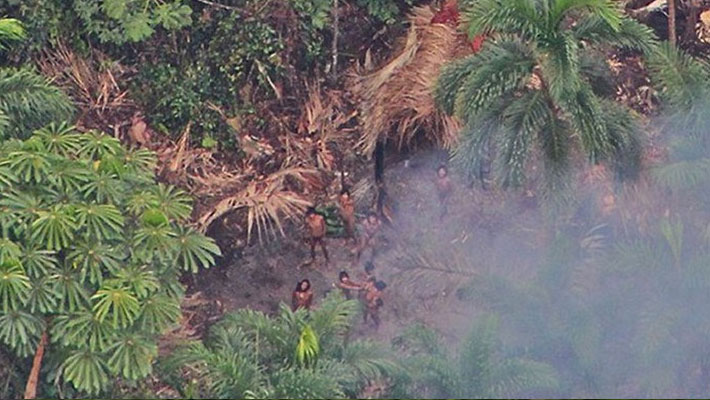 4-Indios-flecheiros-morrem-em-massacre-maior-que-o-dos-Yanomani