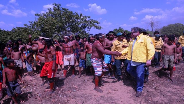 Ministro acompanha combate ao fogo no MA