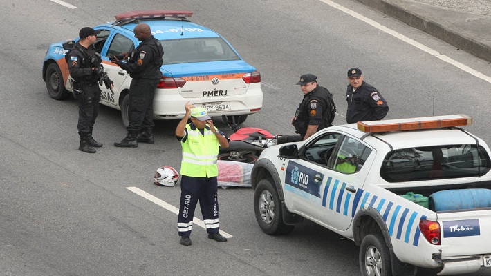 MOTOCICLISTA É MORTO EM TENTATIVA DE ASSALTO NA AVENIDA BRASIL