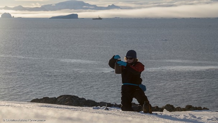 Snow Sampling in the Antarctic