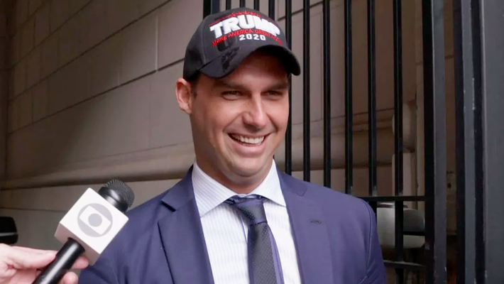 Eduardo-Bolsonaro-fala-de-mudança-da-embaixada-brasileira-em-Israel-com-genro-de-Trump