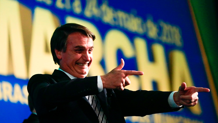 Bolsonaro-discutirá-porte-e-redução-de-idade-para-compra-de-armas