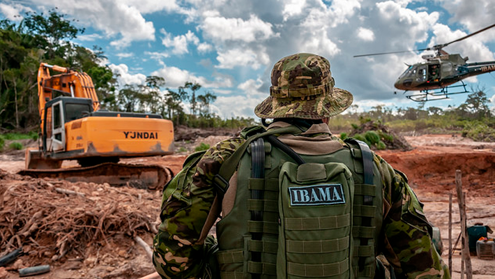 Bolsonaro-e-ministro-do-Meio-Ambiente-demonstram-completo-desconhecimento-do-Ibama,-diz-presidente-do-órgão