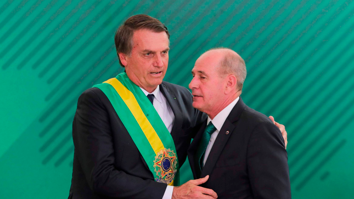 Bolsonaro-recua-e-desiste-de-base-americana-no-Brasil