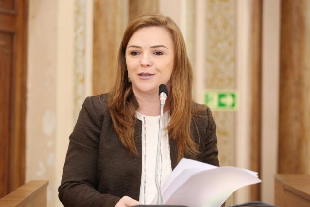 Deputada Leandre na Camara de Curitiba