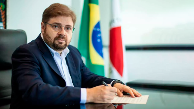 Agustinho-Patrus,-propoe-beneficio-de-500-Reais-para-famílias-em-extrema-pobreza