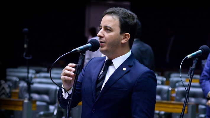 Célio-cobra-esclarecimentos-do-ministro-do-Meio-Ambiente-em-audiência-na-Câmara