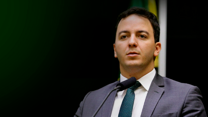 Banner-Em-grupo-de-trabalho-da-Camara-Celio-lutara-para-viabilizar-piso-da-enfermagem
