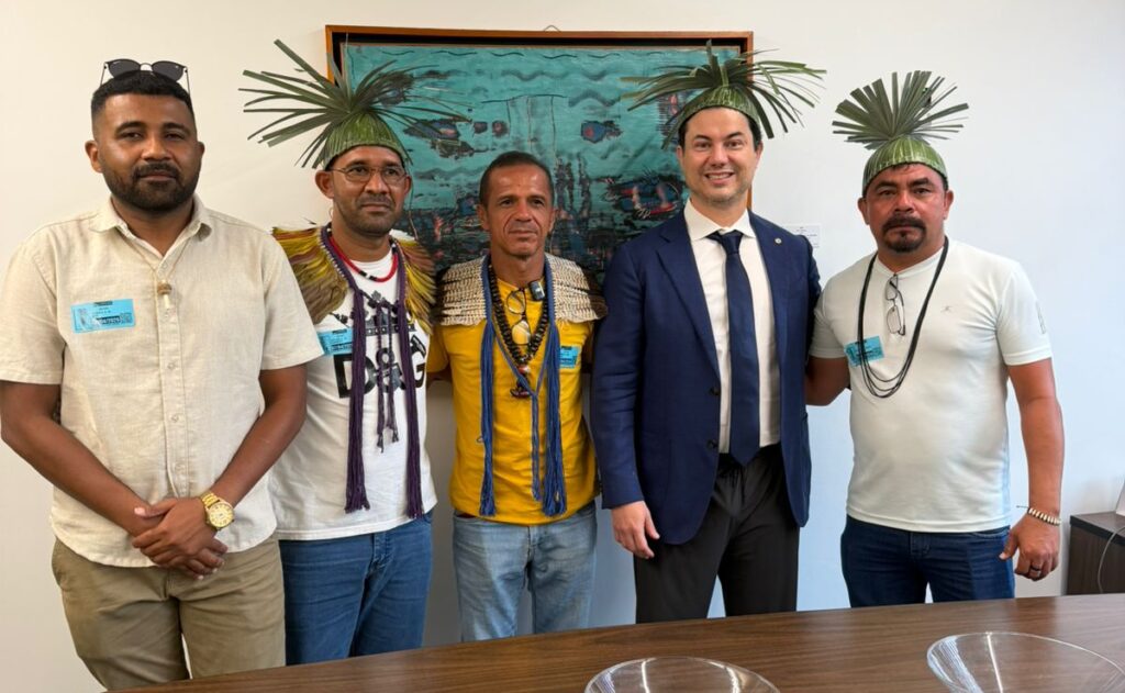 Clodoaldo Magalhães recebe lideranças indígenas em Brasília e articula avanços em demarcação e acesso à água